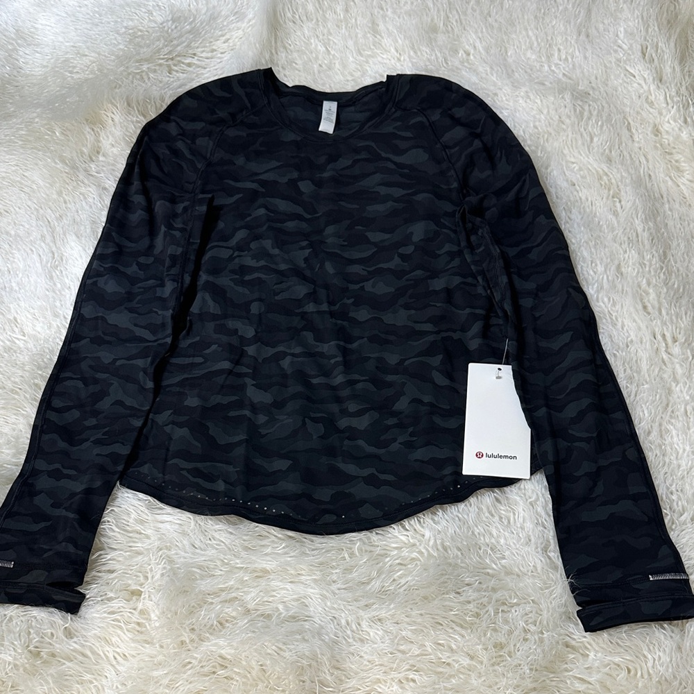 Lululemon Black and Charcoal Camouflage Long Sleeve Running Top